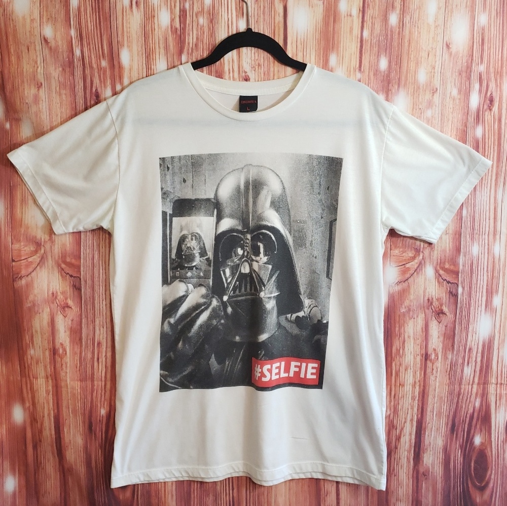 🌵4/$20🌵 Darth Vader Selfie Tee